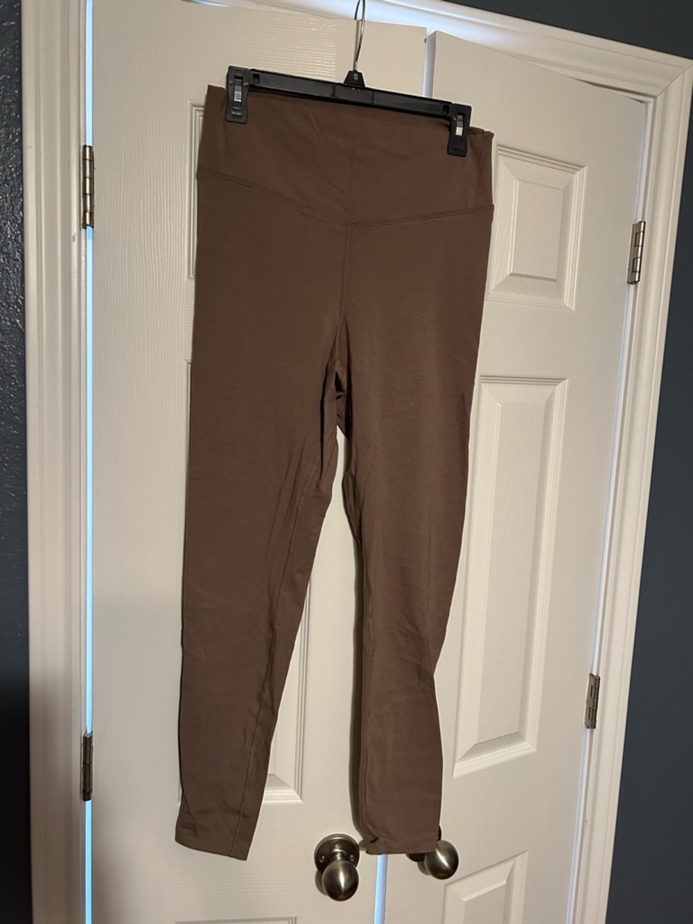 Old Navy Brown powerchill 7/8 cotton leggings